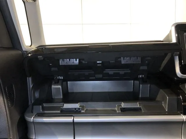 スペーシア カスタム(スズキ)の車両写真