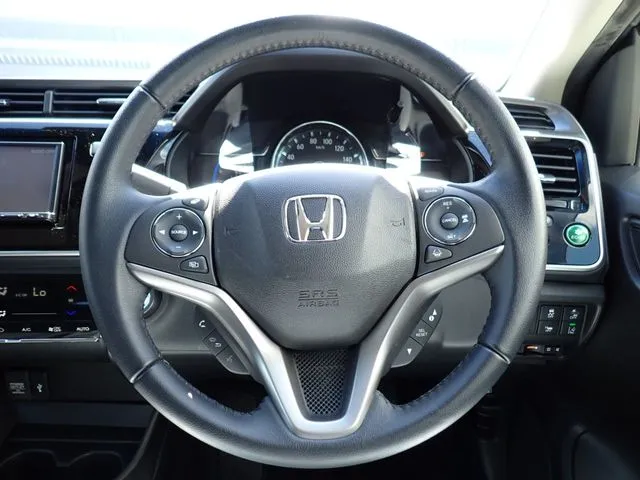 ホンダ　グレイス　ハイブリッド