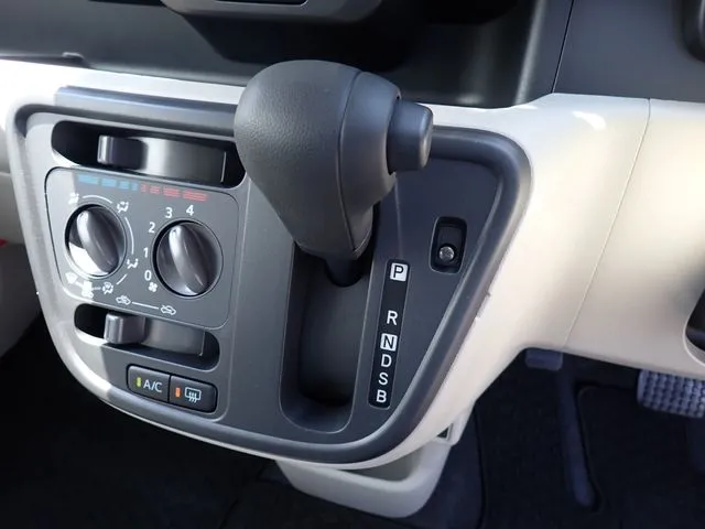 ダイハツ　ブーン