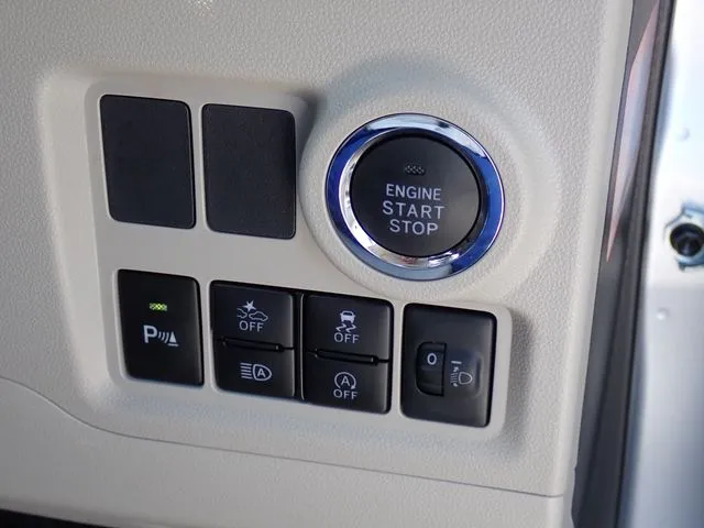 ダイハツ　ブーン