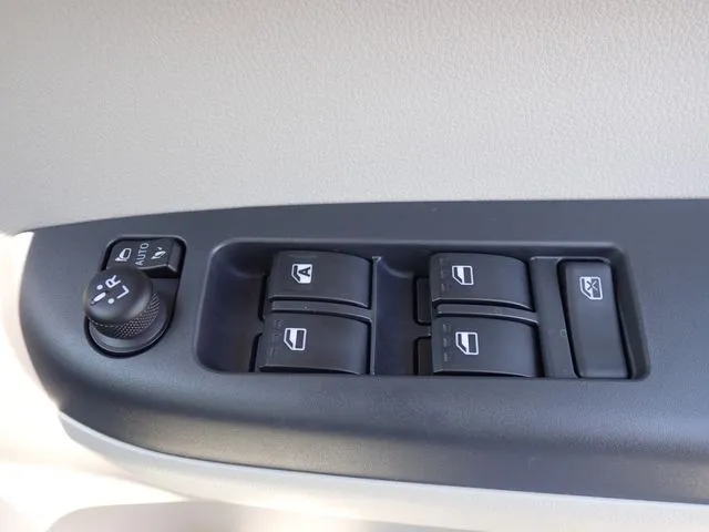 ダイハツ　ブーン