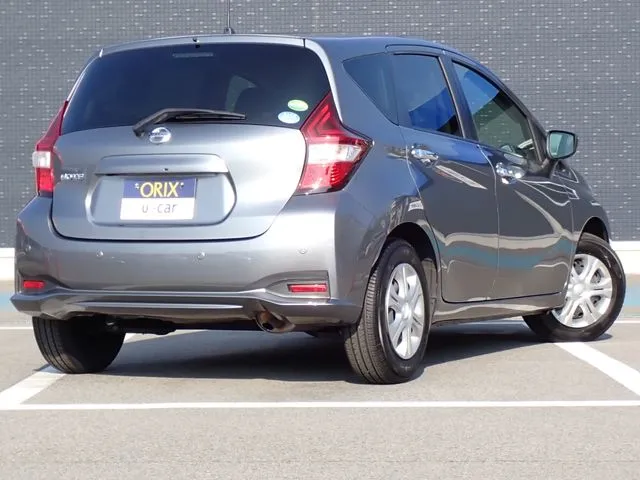 ノート（ニッサン）の車両写真