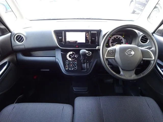 ニッサン デイズ ルークス