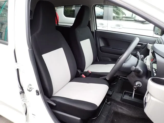 ダイハツ ミラ イース