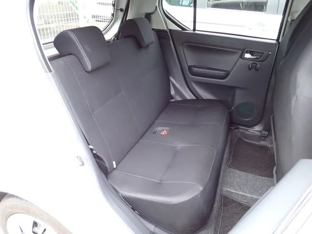 ダイハツ ミラ イース