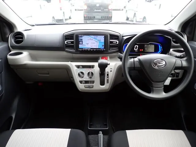 ダイハツ ミラ イース