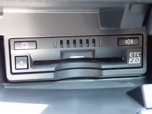 レクサス　ＥＳ３００ｈ（トヨタ）の車両写真