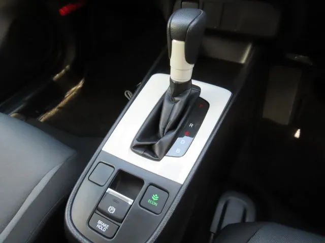 ホンダ　フィット　ｅ：ＨＥＶ