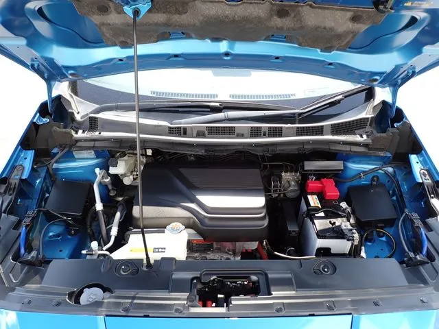 ニッサン　リーフ