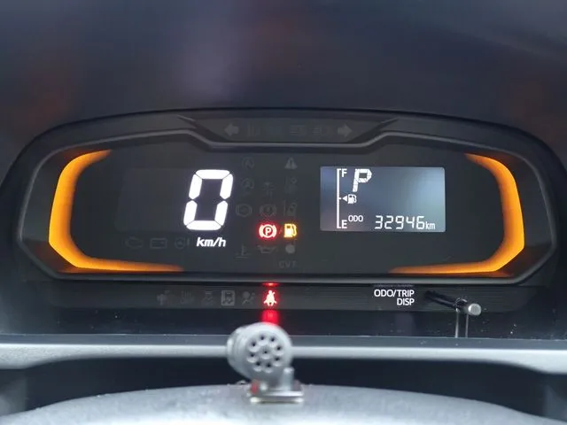 ダイハツ　ミラ　イース