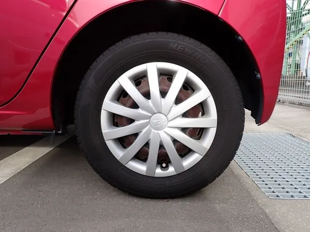 ダイハツ　ミラ　イース