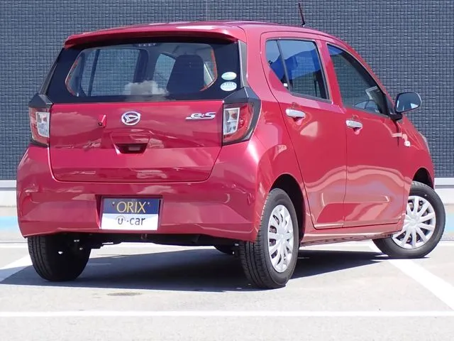 ダイハツ　ミラ　イース