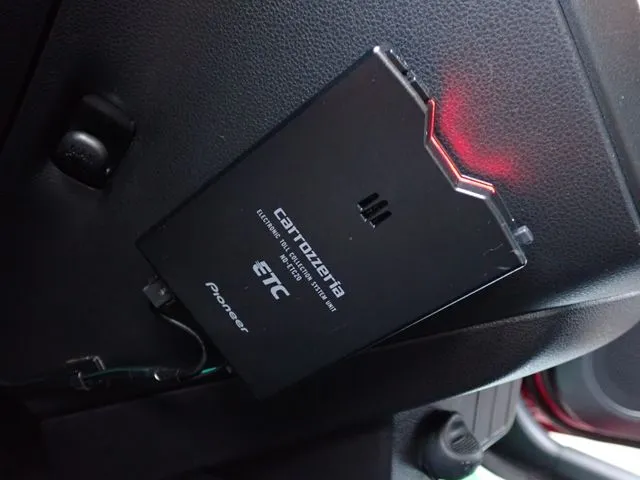 ダイハツ　ミラ　イース