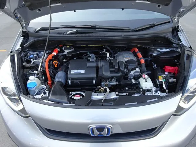 フィット　ｅ：ＨＥＶ（ホンダ）の車両写真