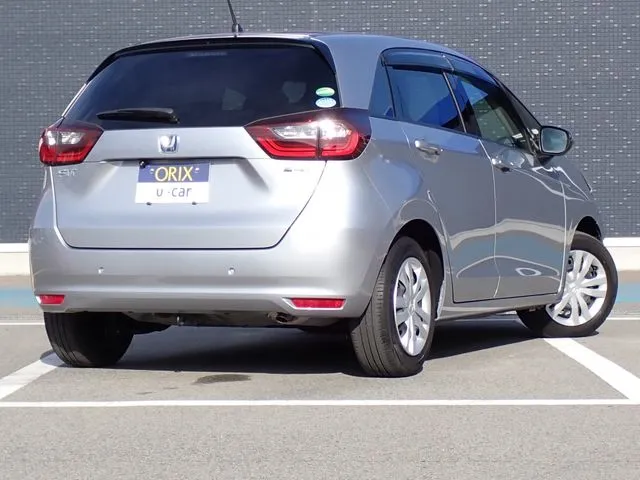 フィット　ｅ：ＨＥＶ（ホンダ）の車両写真