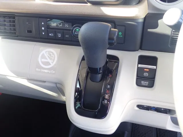 ホンダ　Ｎ　ＢＯＸ