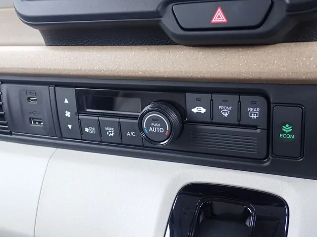 ホンダ　Ｎ　ＢＯＸ