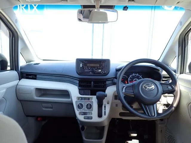 ムーヴ（ダイハツ）の車両写真