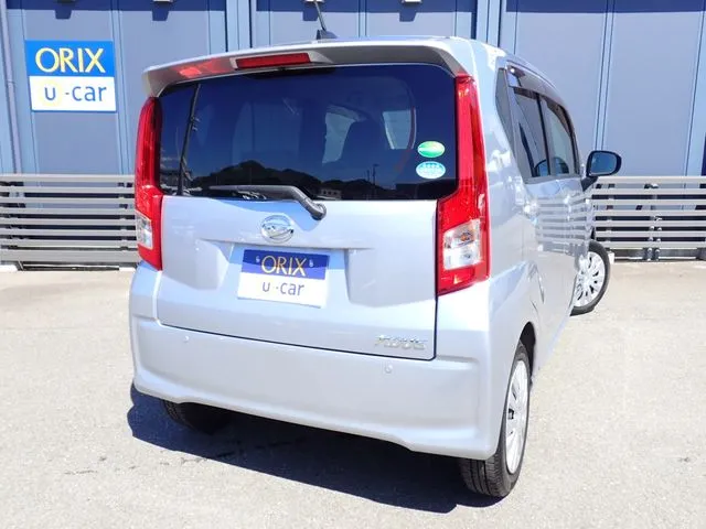 ムーヴ（ダイハツ）の車両写真