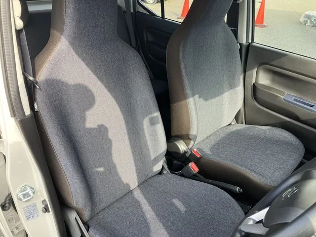 スズキ　アルト　４ＷＤ