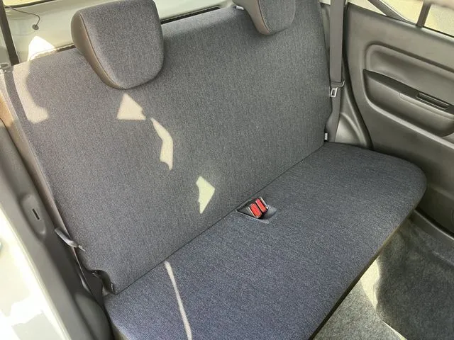 スズキ　アルト　４ＷＤ