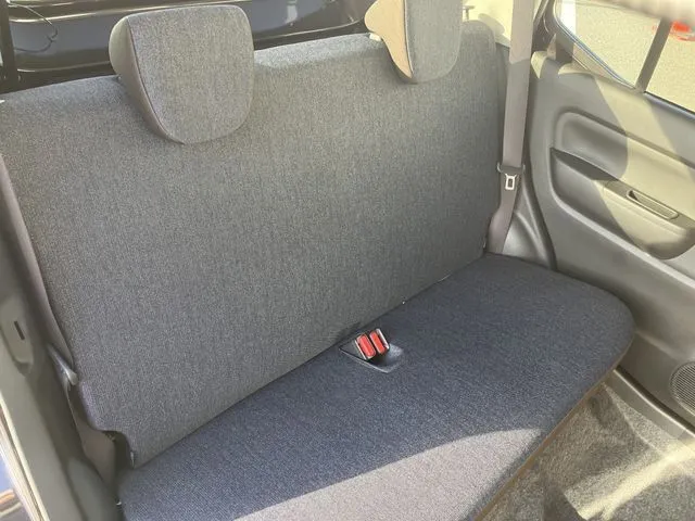 スズキ　アルト　４ＷＤ