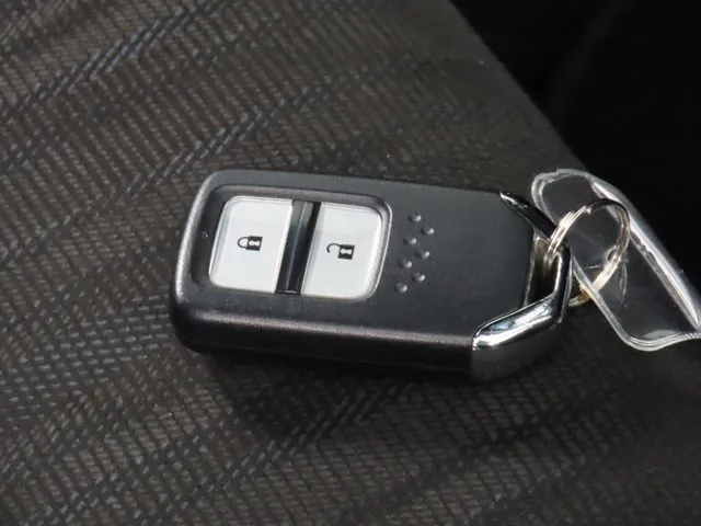 ホンダ　シャトル　ハイブリッド