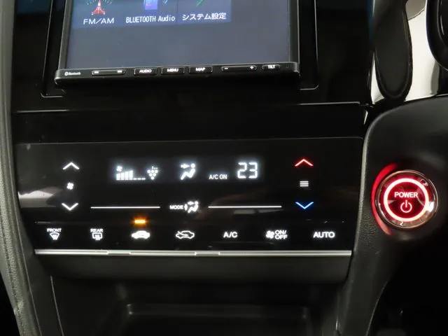 ホンダ　シャトル　ハイブリッド