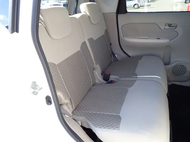 ムーヴ（ダイハツ）の車両写真