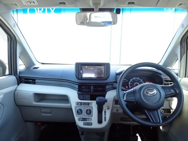 ムーヴ（ダイハツ）の車両写真