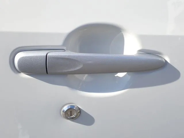 ムーヴ（ダイハツ）の車両写真