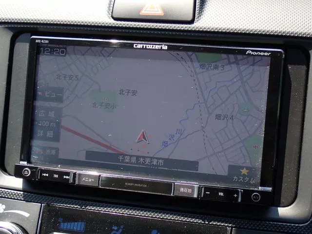 トヨタ　カローラアクシオ　ハイブリッド