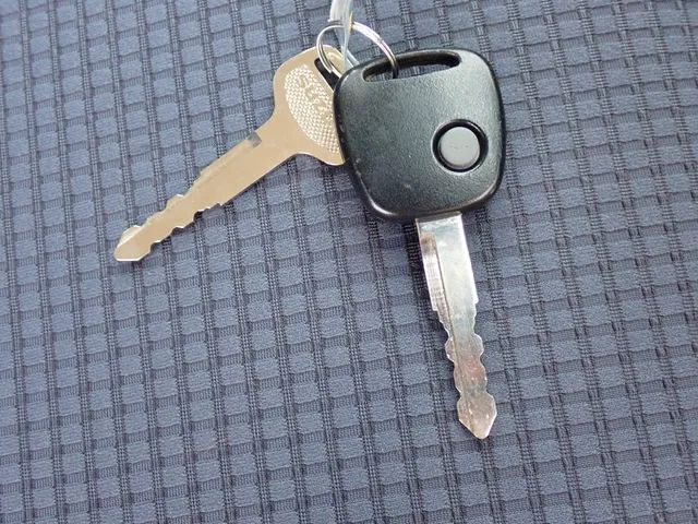 スズキ　アルト　４ＷＤ