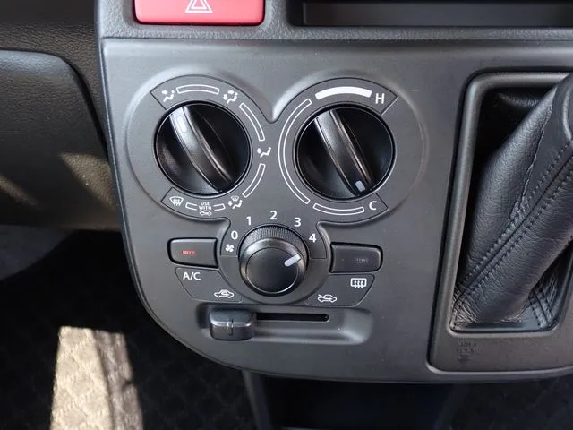 スズキ アルトバン