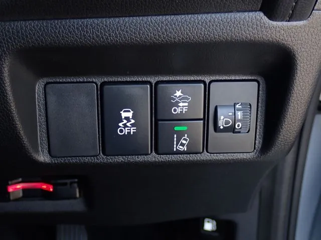 ホンダ　シャトル　ハイブリッド