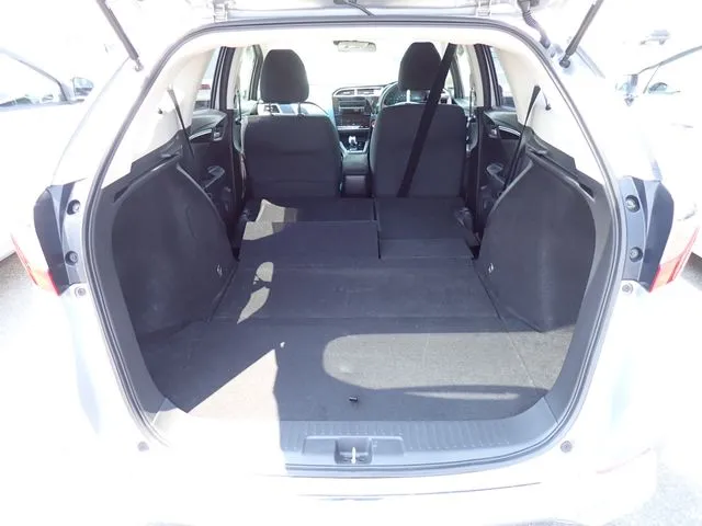 ホンダ　シャトル　ハイブリッド