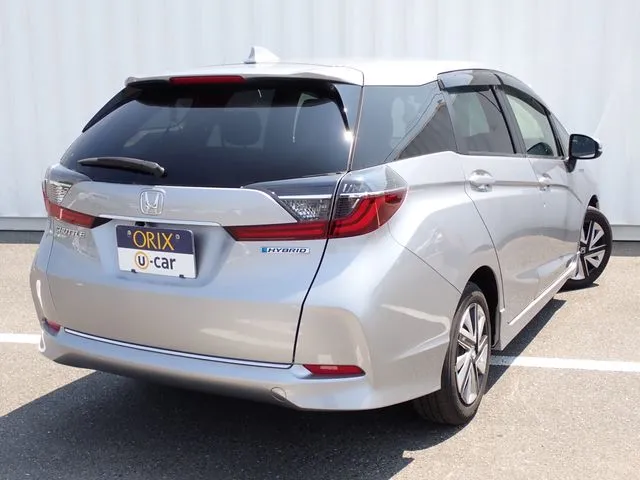 ホンダ　シャトル　ハイブリッド