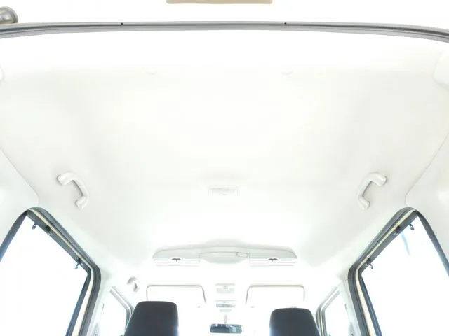 スペーシア（スズキ）の車両写真