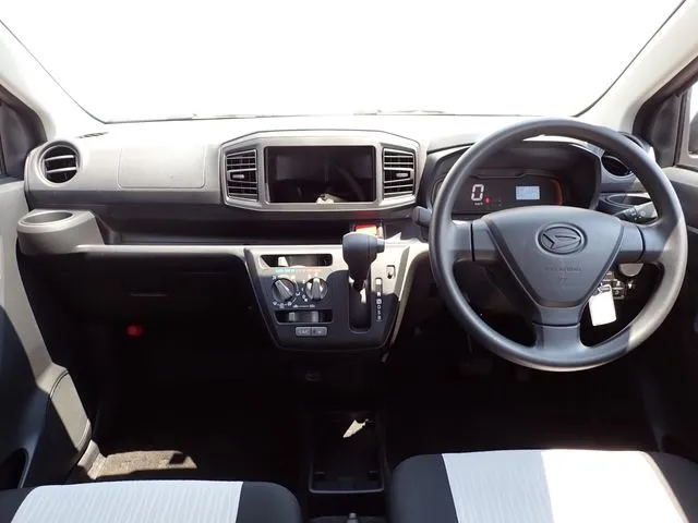 ダイハツ　ミラ　イース