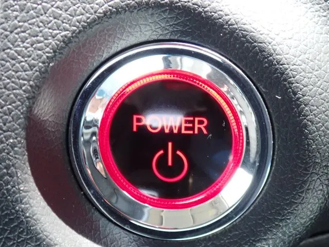 シャトル　ハイブリッド（ホンダ）の車両写真