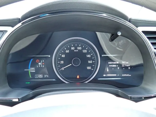 シャトル　ハイブリッド（ホンダ）の車両写真