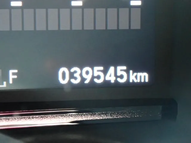 シャトル　ハイブリッド（ホンダ）の車両写真