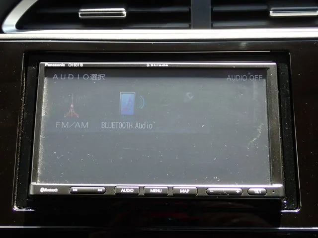 シャトル　ハイブリッド（ホンダ）の車両写真