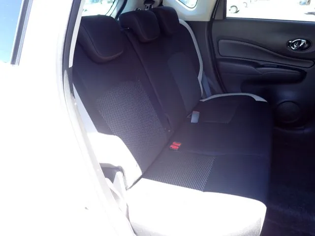 ノート（ニッサン）の車両写真