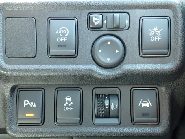 ノート（ニッサン）の車両写真