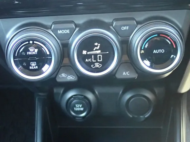 スズキ　スイフト