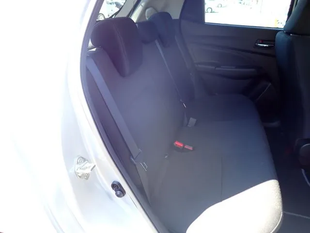 スズキ　スイフト