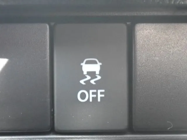 スズキ　スイフト