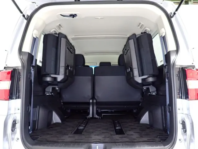 ミツビシ デリカ D:5 2WD