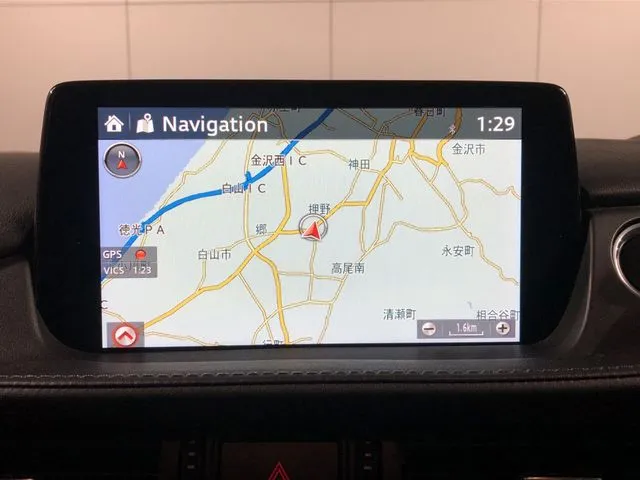 マツダ　アテンザ　セダン